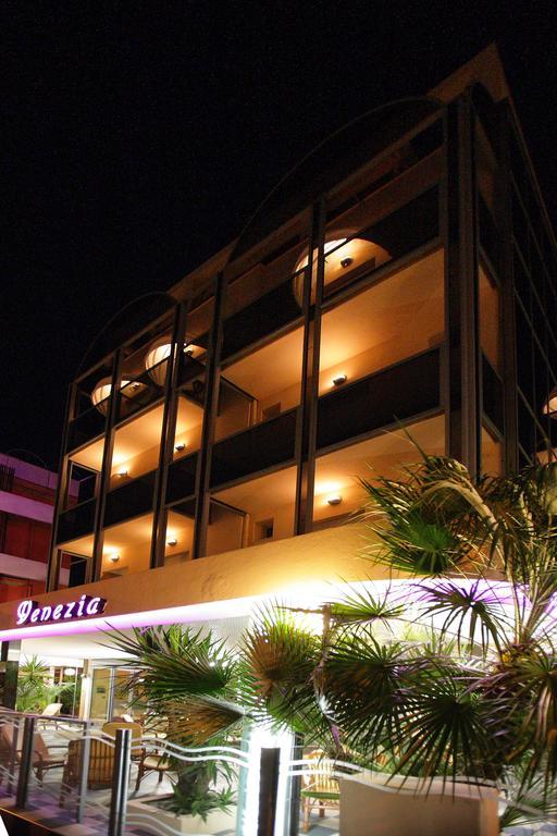 רימיני Hotel Venezia מראה חיצוני תמונה