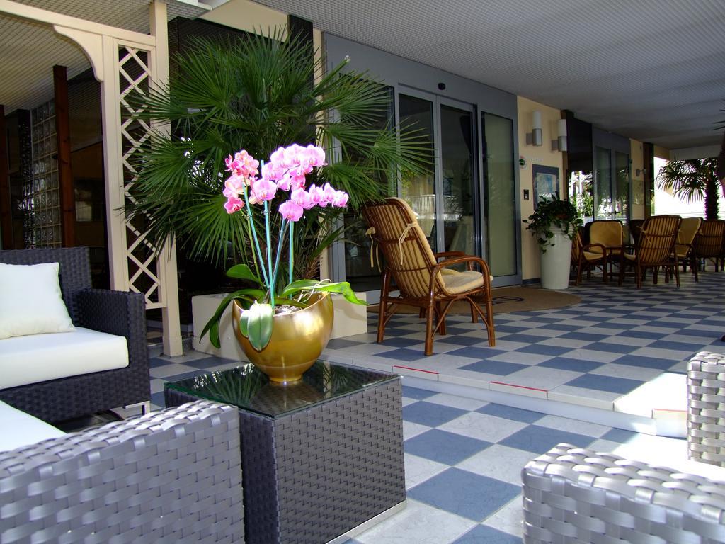רימיני Hotel Venezia מראה חיצוני תמונה